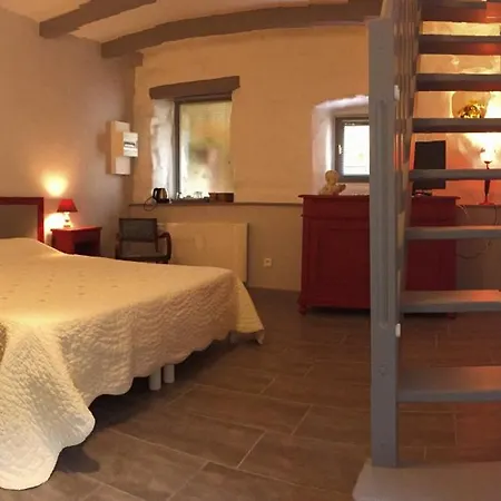 Les Figuiers 3* Silhac